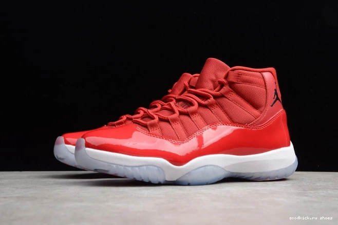 RetroGym 378037-623 Jordan Air 11 Red 0712